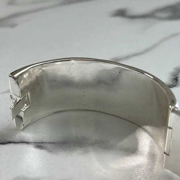 Pre owned Anne Klien Silver and Black Geometric bracelet - Picture 16 of 16